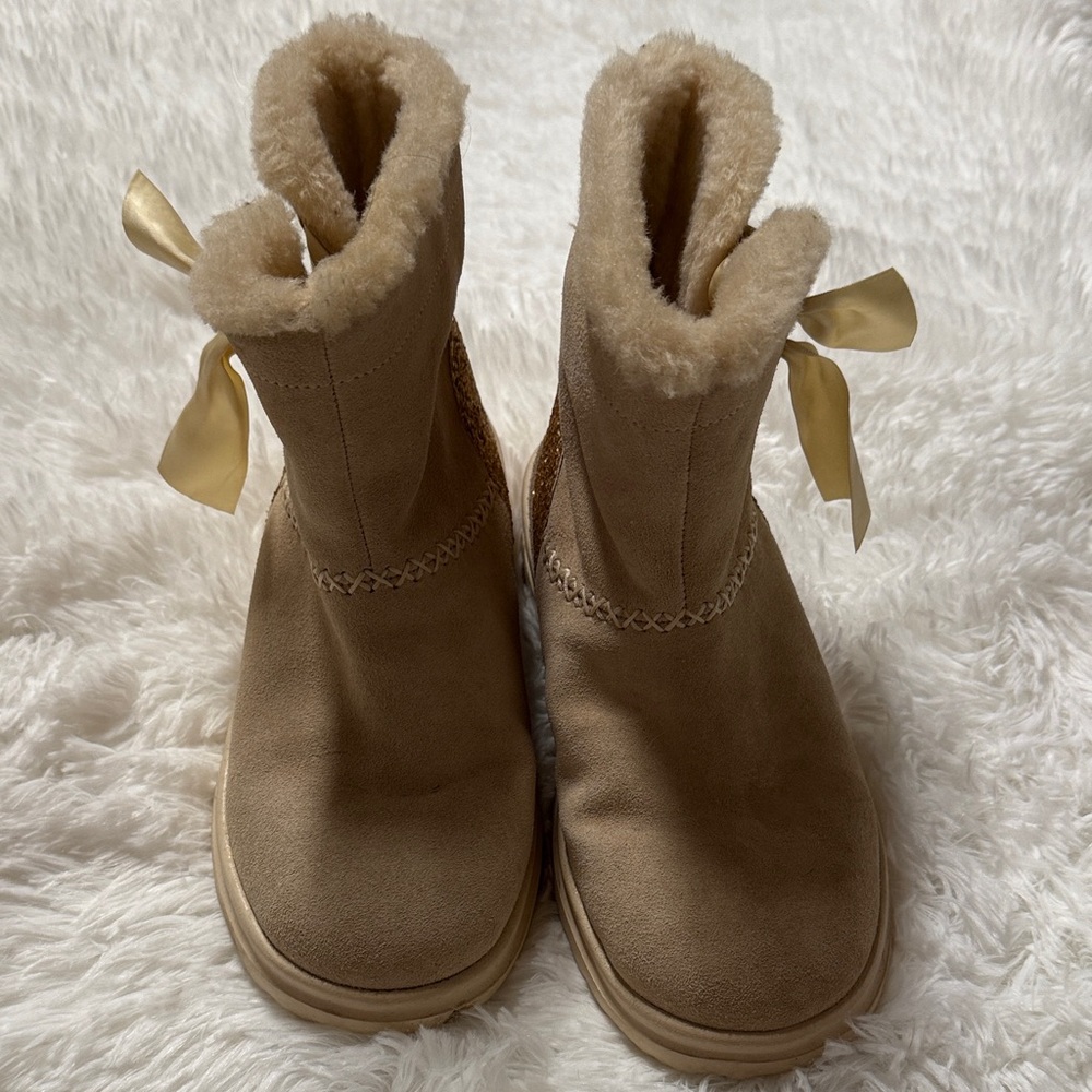 UGG Tan Winter Boots with Gold Bow